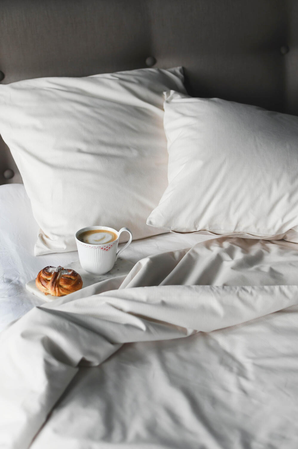 Mini Strib sengetøj - sand/hvid